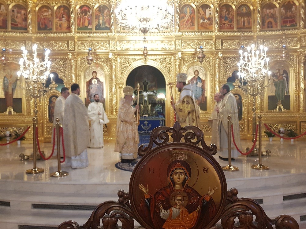 (FOTO) PS Emilian Crișanul: ”Sfântul Ierarh Ioan Gură de Aur, darul lui Dumnezeu pentru Biserică”