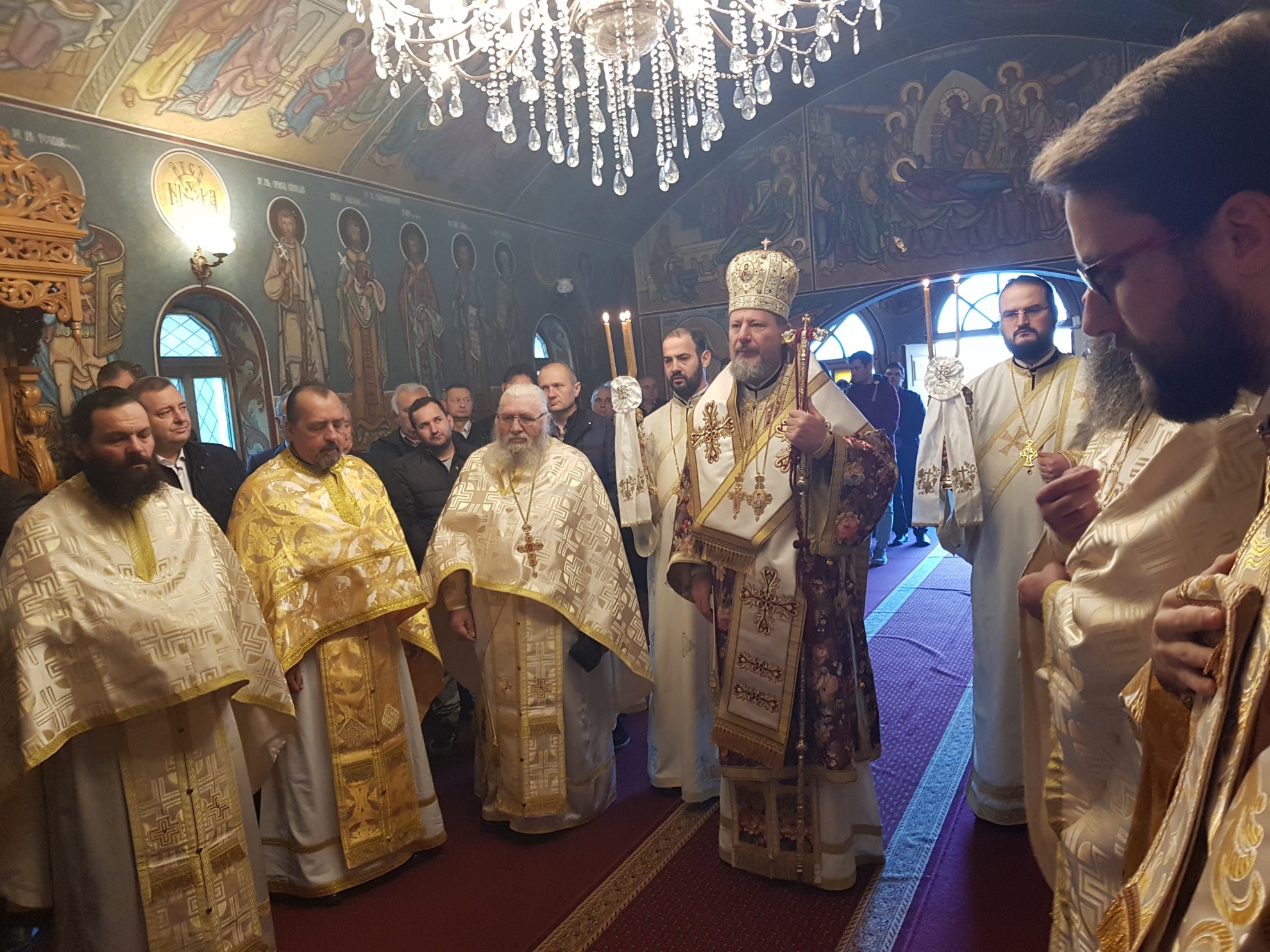 (FOTO) Liturghie arhierească la Mănăstirea Feredeu, în Duminica a doua din Postul Nașterii Domnului