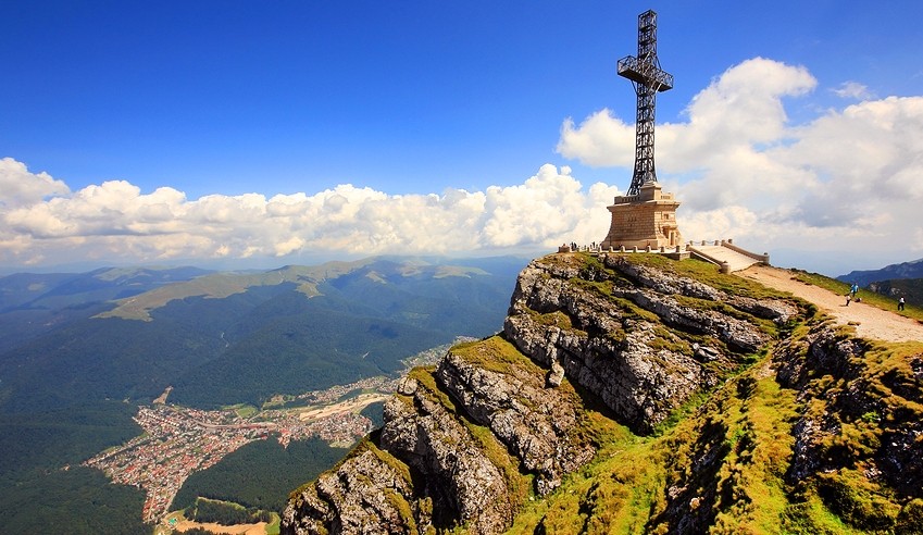 Crucea comemorativă a eroilor români din Primul Război Mondial va fi reabilitată până în 2022