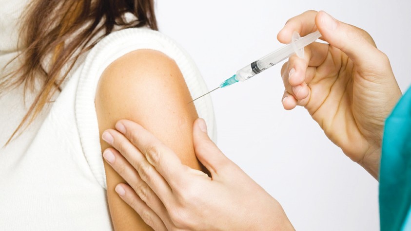 Atenționare MAE: Dovada vaccinării, obligatorie pentru românii care călătoresc în Afganistan, Nigeria, Indonezia sau Filipine