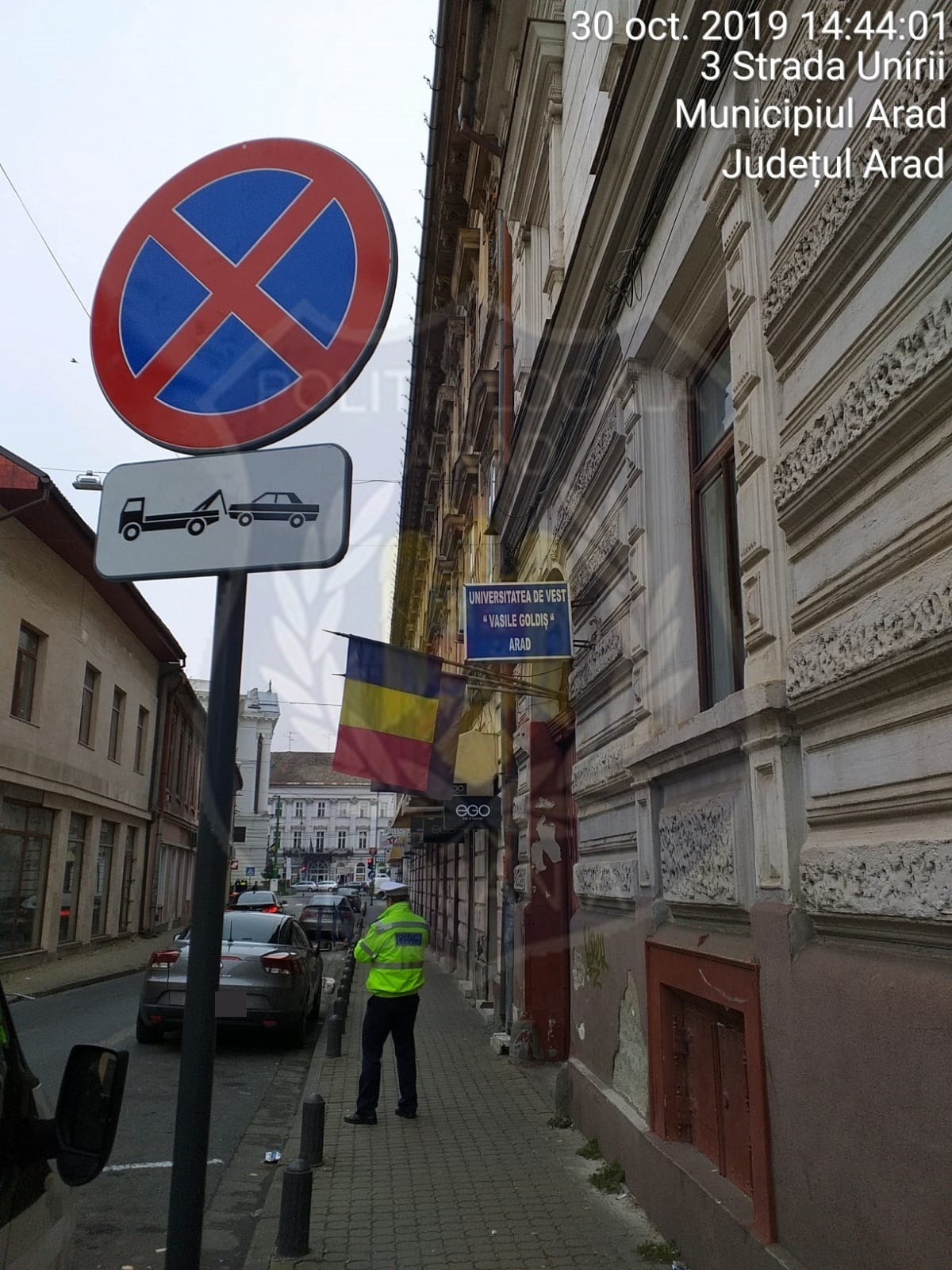 Obișnuiești să parchezi pe Strada Unirii? Riști să te trezești cu mașina ridicată