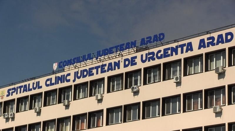 Zeci de cadre medicale de la Spitalul Județean Arad, în autoizolare timp de 14 zile