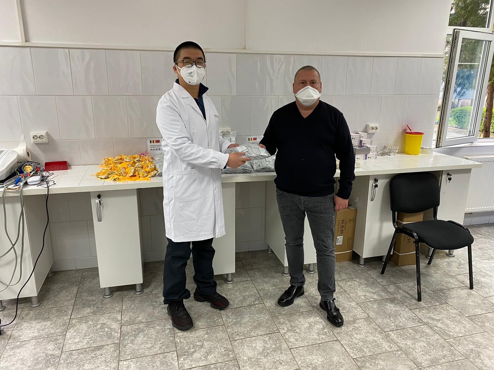 UVVG a primit din partea Universității de Medicină Chineză din Zhejiang mai multe tipuri de ierburi care întăresc sistemul imunitar