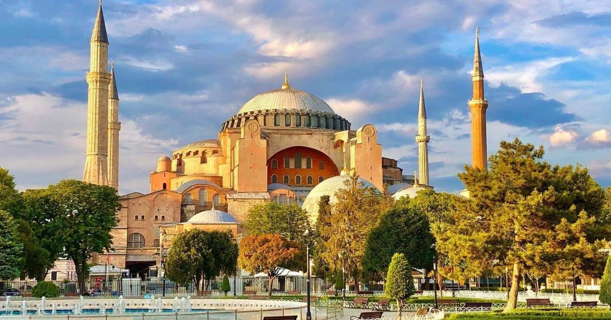 Catedrala Sfânta Sofia de la Istanbul va fi transformată în moschee