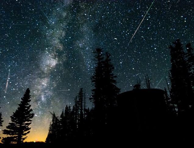 Anul 2021 începe cu una dintre „cele mai spectaculoase ploi de meteoriţi”