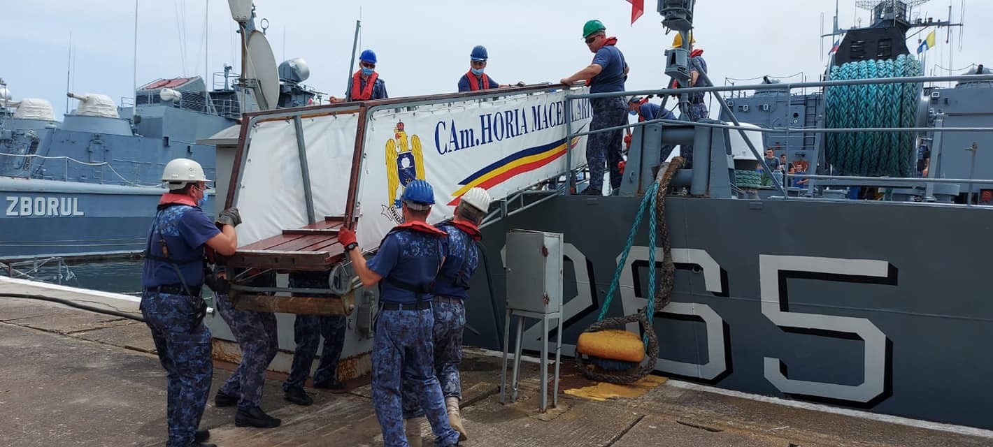 Peste 300 de marinari militari români participă la exerciţiul multinaţional "Sea Breeze 21"