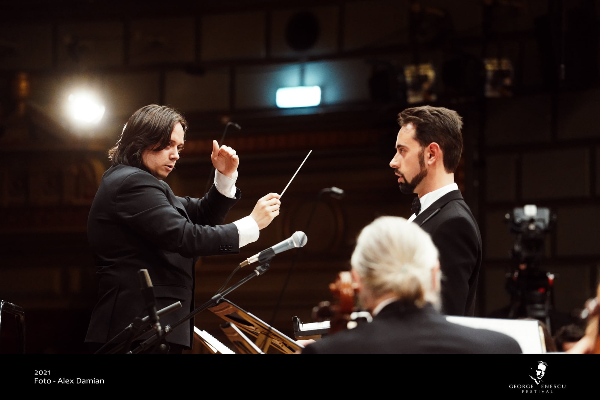 Oratoriul ”Strigoii” de George Enescu - premieră românească la Ateneu, sub bagheta dirijorului Gabriel Bebeşelea