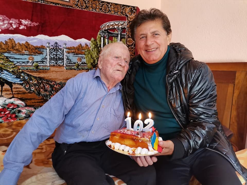 Veteranul de război Gheorghe Popescu a împlinit 102 ani. „Am fost rănit destul de grav, eram mai aproape de moarte decât de viață”