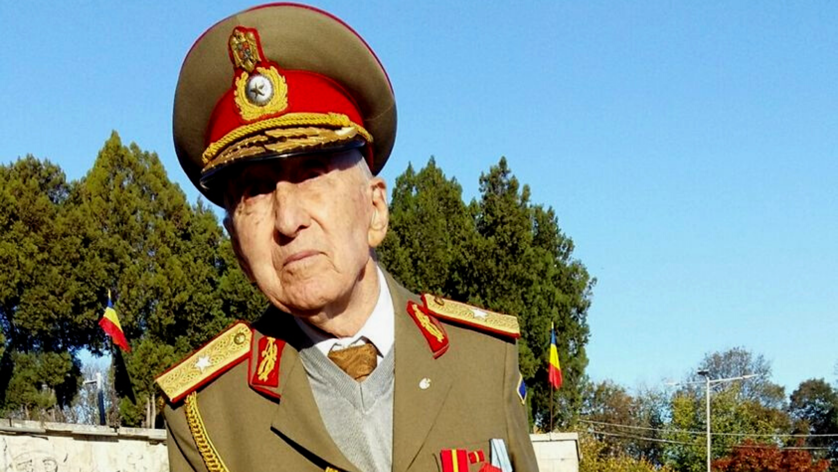 Veteranul de război Vasile Damian a împlinit 103 ani chiar de Ziua Armatei