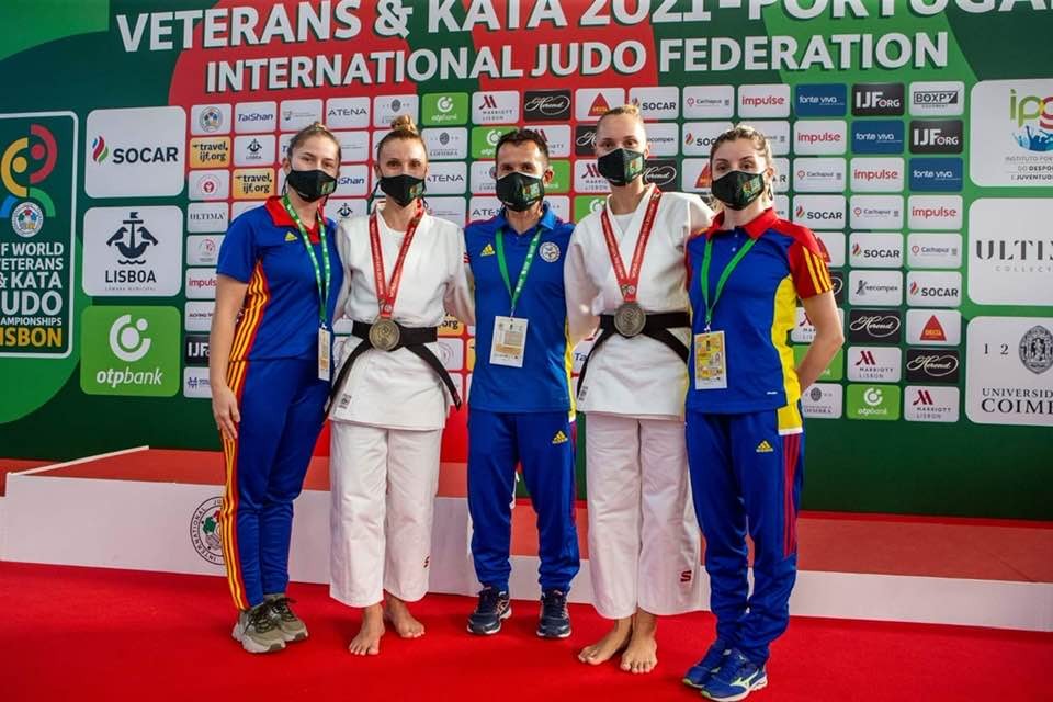 Alina Zaharia şi Alina Cheru, medaliate cu bronz la Mondialele de judo kata