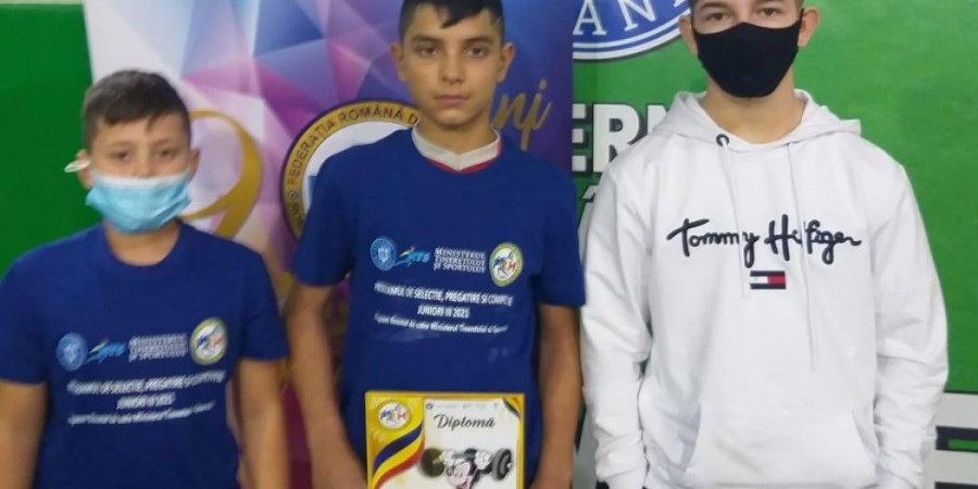 Halterofilul Roberto David Ciurar, remarcatul ultimului concurs al anului
