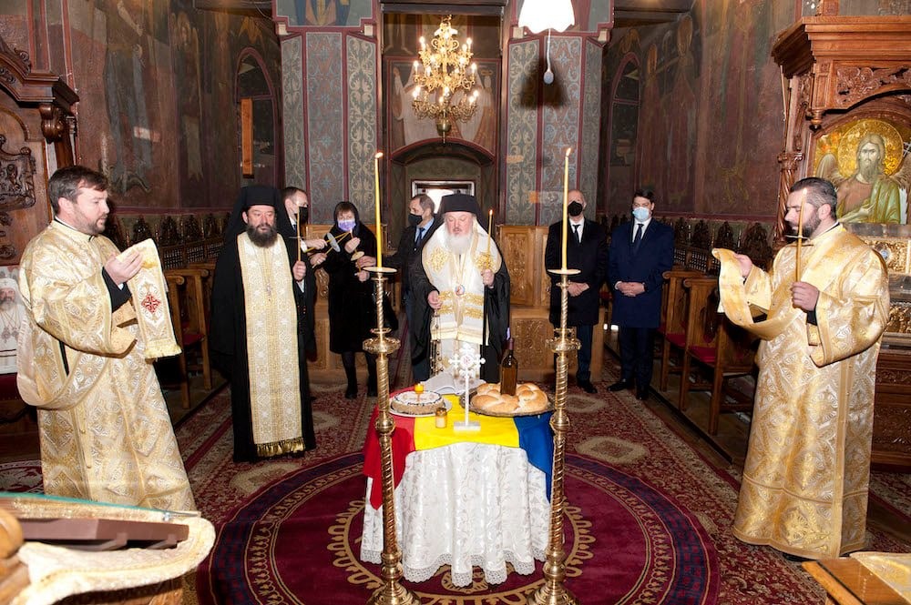 Parastas pentru Regele Mihai, la Mănăstirea Plumbuita