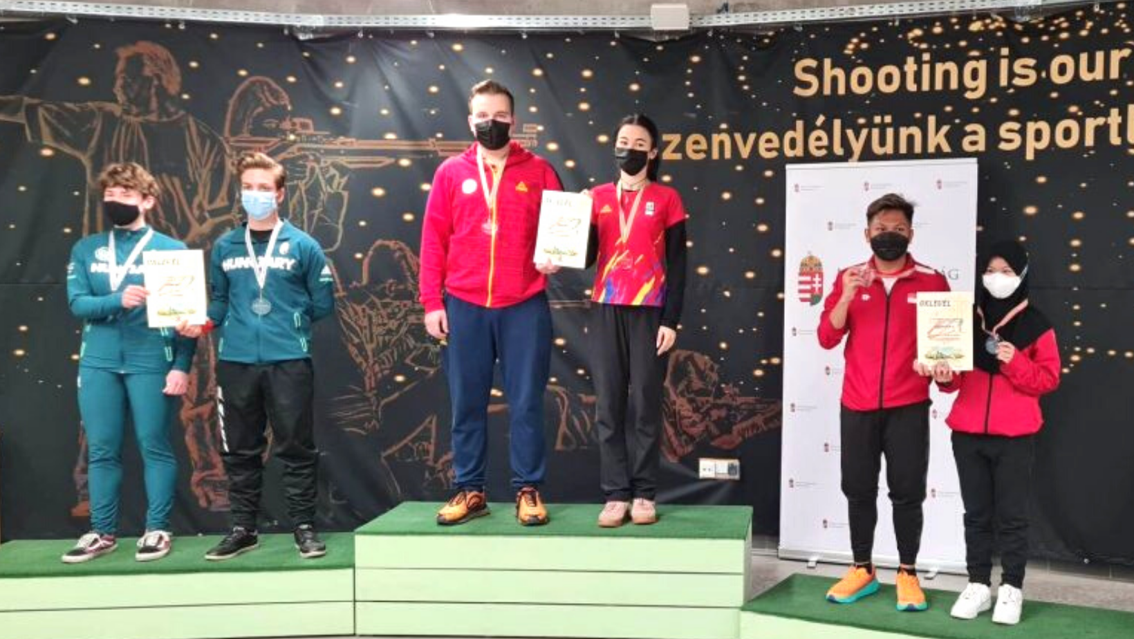 Pistolarii arădeni Daria Haristiade şi Luca Joldea, medaliaţi cu aur la Marele Premiu al Ungariei