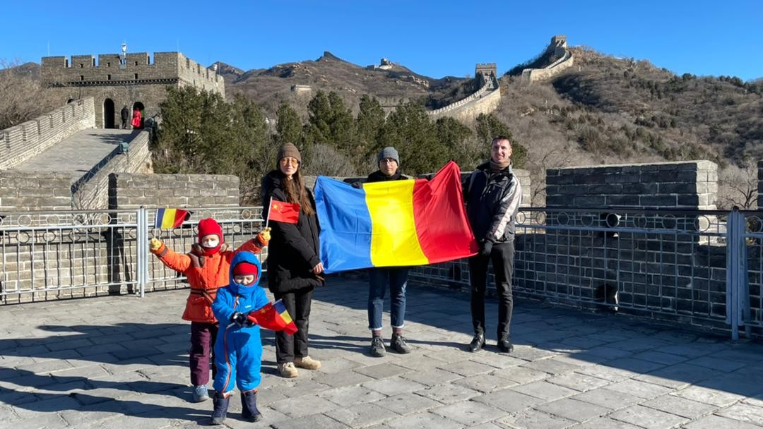 Tricolorul românesc, pentru a zecea oară pe Marele Zid Chinezesc de Ziua Națională