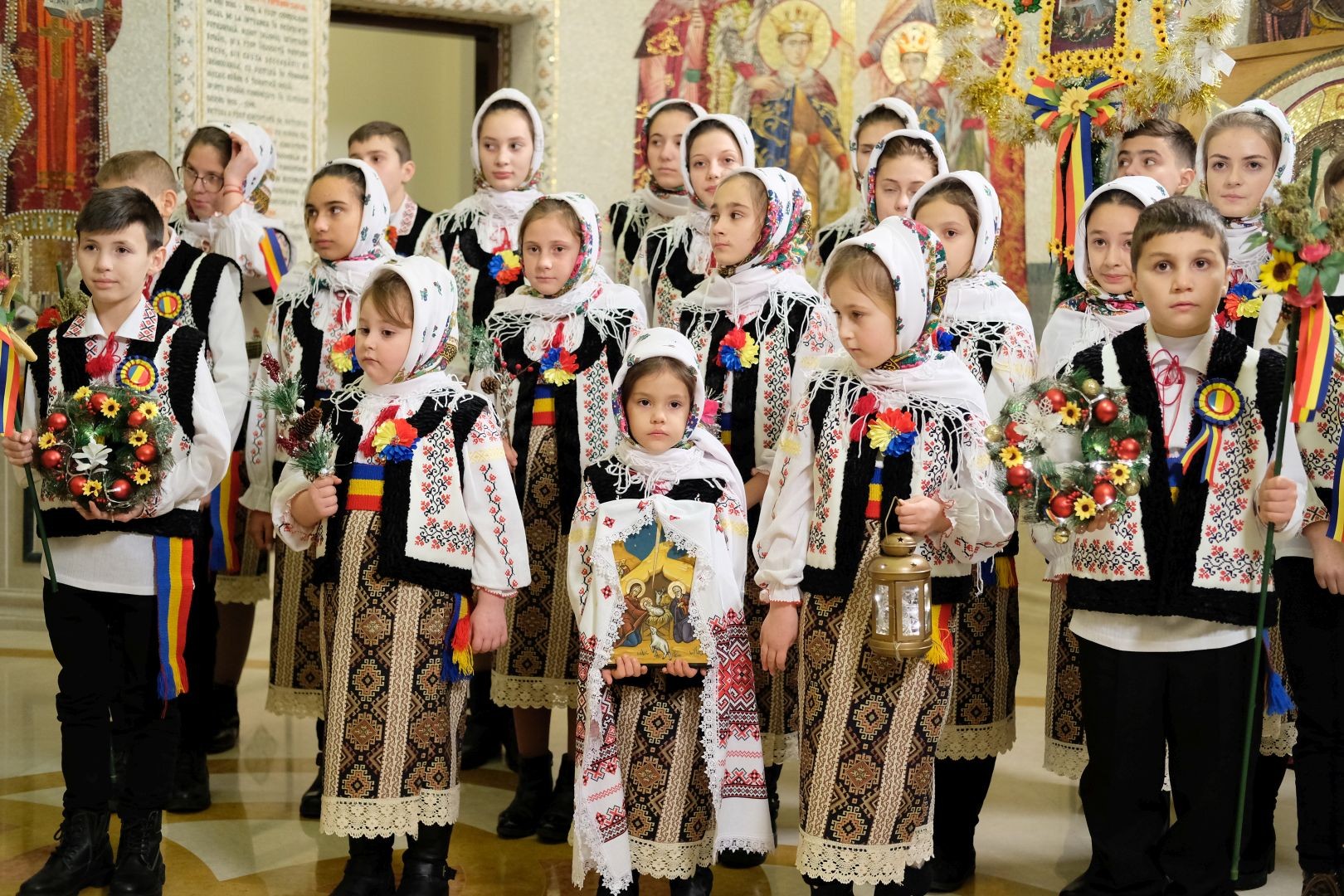„Anotimpul colindelor” începe în ajunul sărbătorii Sfântului Nicolae la Radio Trinitas