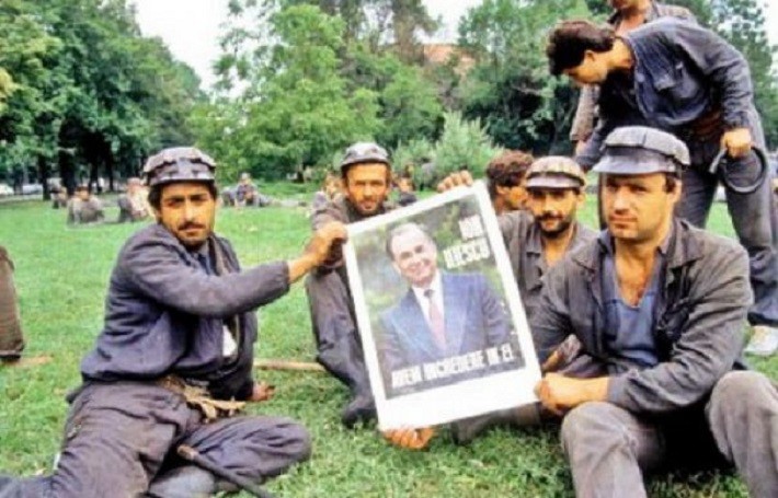 Ion Iliescu ar putea fi anchetat penal în legătură cu moartea a patru persoane în timpul Mineriadei din iunie ’90