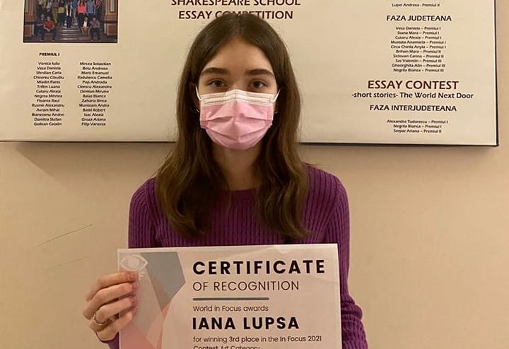 Iana Lupșa, elevă în clasa a XI-a la „Moise Nicoară”, pe locul III la Concursul internațional ’World in Focus- In Focus Writing and Art Contest’