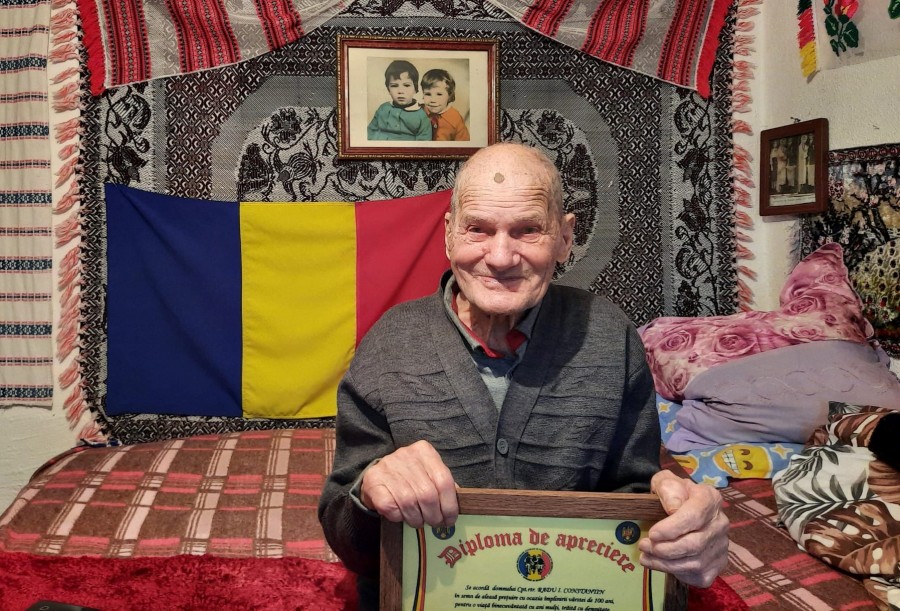 100 de ani de viață, 100 de ani de istorie. Veteranul de război Constantin Radu, sărbătorit la centenar
