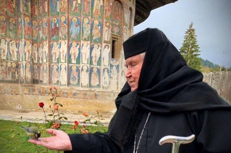 Maica Irina Pântescu, cea care a reînființat așezământul monahal de la Voroneț după căderea comunismului, a trecut la cele veșnice
