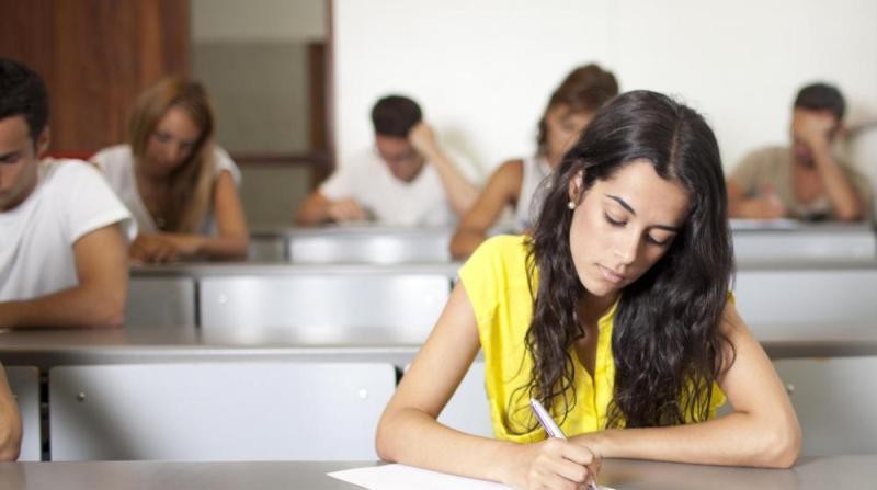 Simulare Bacalaureat 2022. Luni, proba la Limba şi literatura română