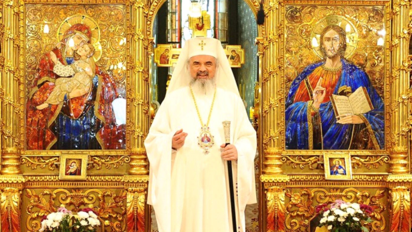 Patriarhul României: Sărbătoarea Sfintelor Paşti ne îndeamnă pe toţi să împărtăşim celor din jurul nostru bucuria şi pacea lui Hristos