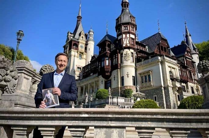Stéphane Bern, decorat cu Medalia Centenarului Marii Uniri ”pentru promovarea istoriei și culturii românești”