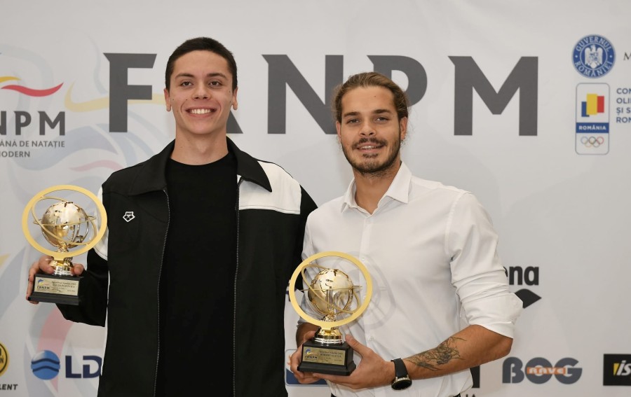 Robert Glință și David Popovici, desemnați sportivii anului 2021 de către FRNPM