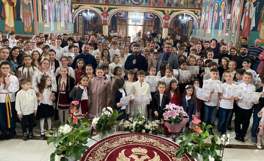 Copiii și tinerii din Protopopiatul Arad au participat astăzi la Etapa I a Concursului ”Urcuș spre Înviere” organizat de Arhiepiscopie