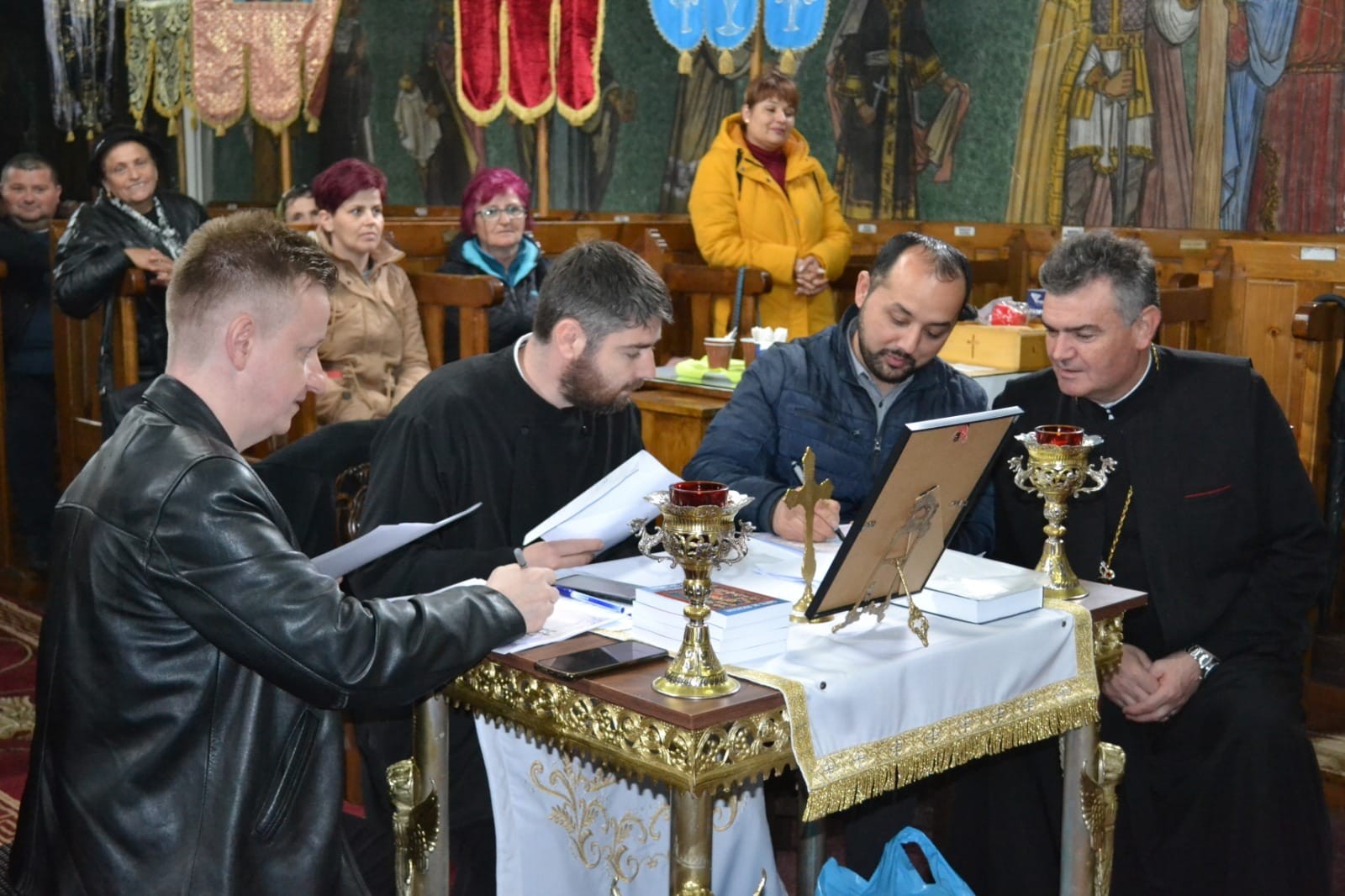 Etapa I a Concursului „Urcuș spre Înviere” s-a încheiat cu participarea tinerilor din Protopopiatele Lipova și Sebiș (FOTO)