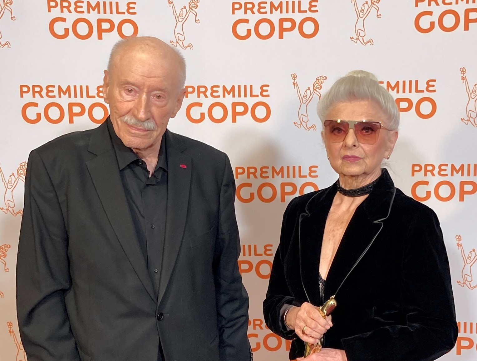 "Vreau să vă întreb ceva: noi suntem comori naționale și nu știm?" - Victor Rebengiuc și Mariana Mihuț, omagiați la cea de-a 16-a ediție a Premiilor Gopo