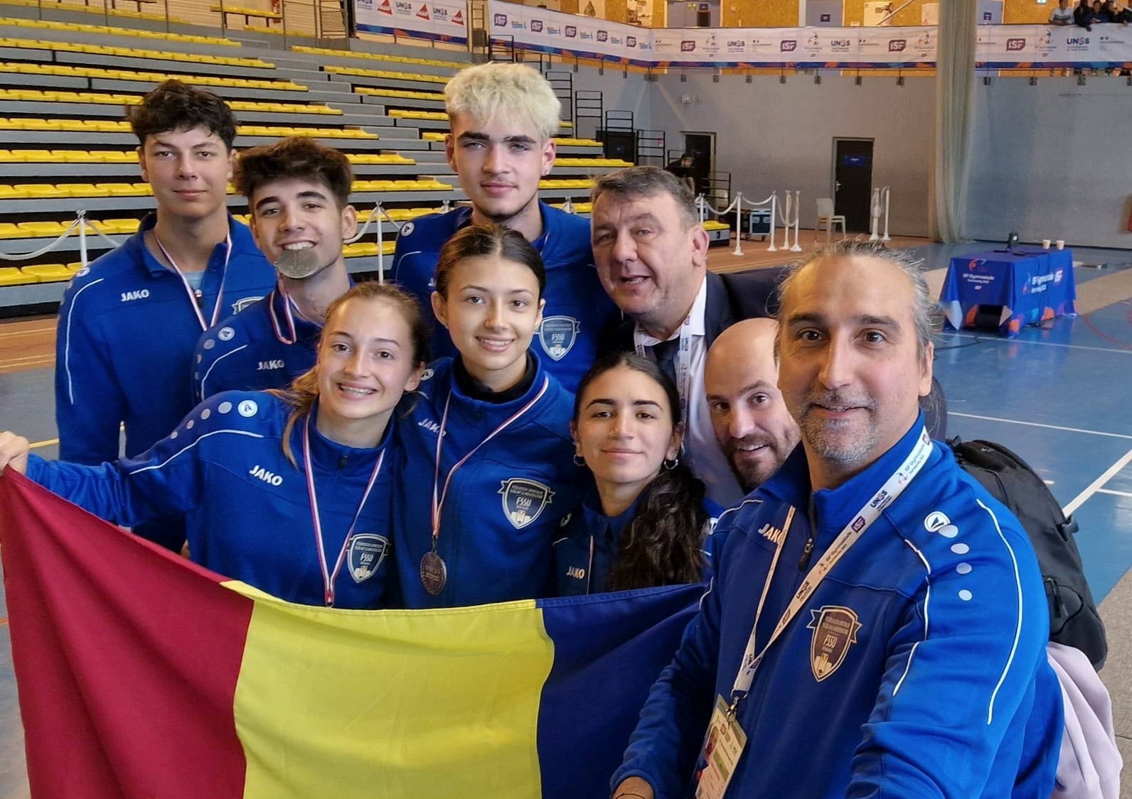 România a câștigat 1 medalie de aur, 4 de argint și 2 de bronz la competiția de scrimă de la Gimnaziada Europeană