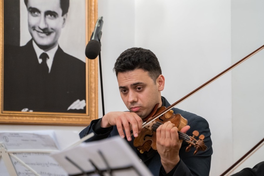 Violonistul Dumitru Pocitari a câștigat Premiul I la Concursul „Classic Strings Violin Competition” din  Dubai