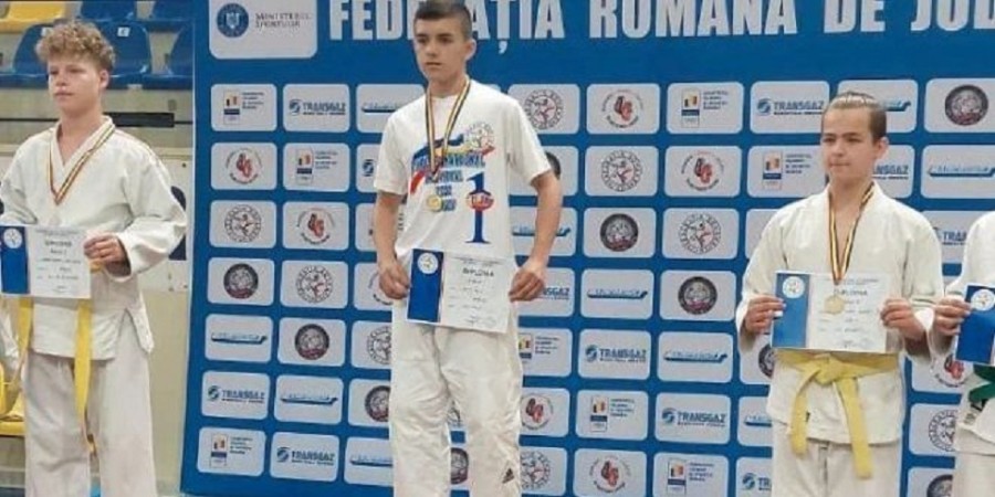 Tinerii judoka arădeni s-au întors acasă cu 3 medalii de la Naţionalele de judo U12 şi U14