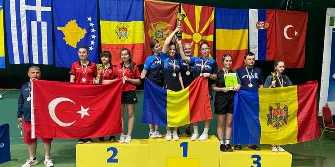 Arădeanca Alesia Sferlea, campioană balcanică la tenis de masă cu naţionala de cadete