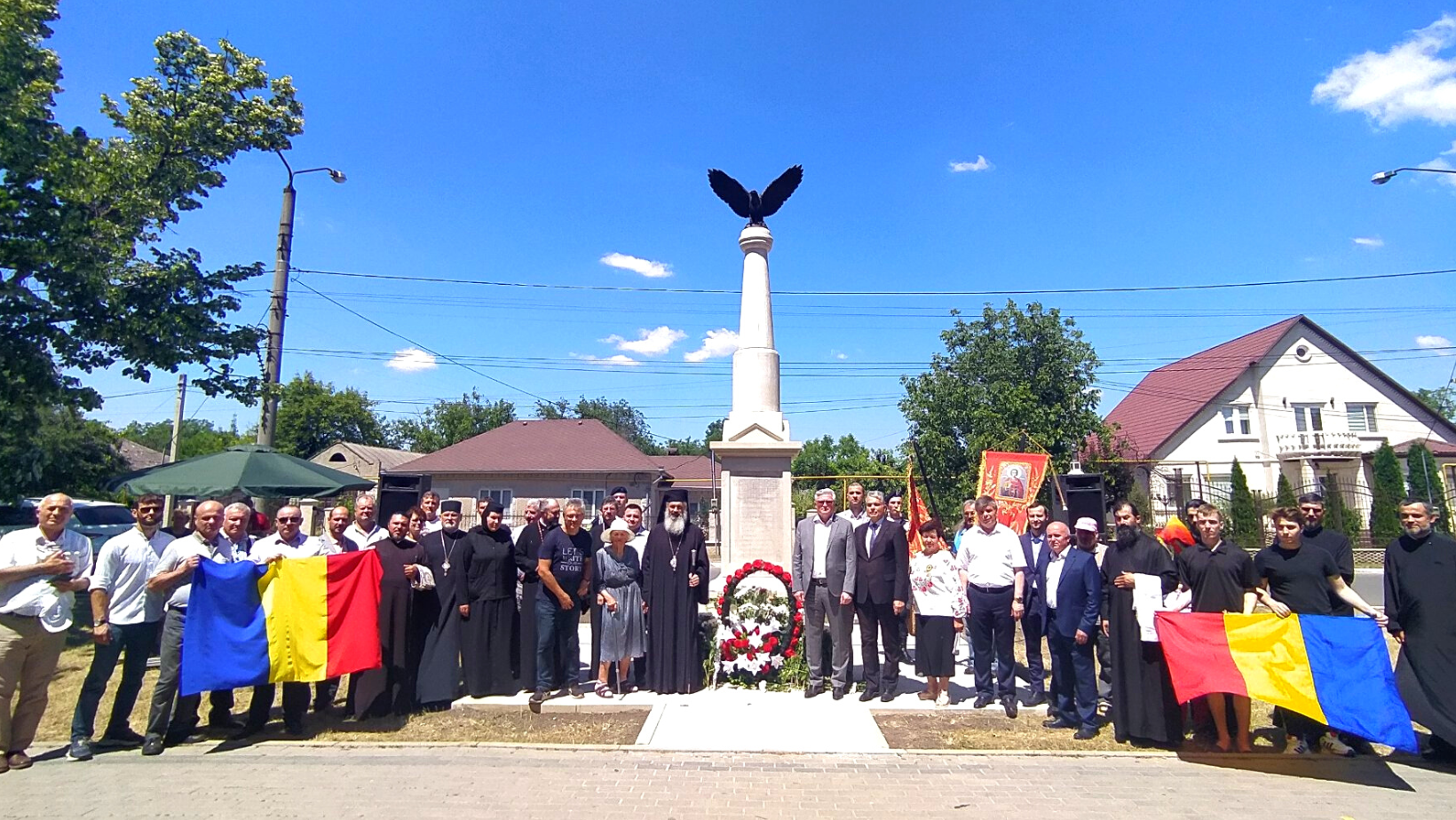 Monumentul Eroilor Români de la Florești, sfințit la 82 de ani de la ocuparea Basarabiei și Bucovinei de Nord