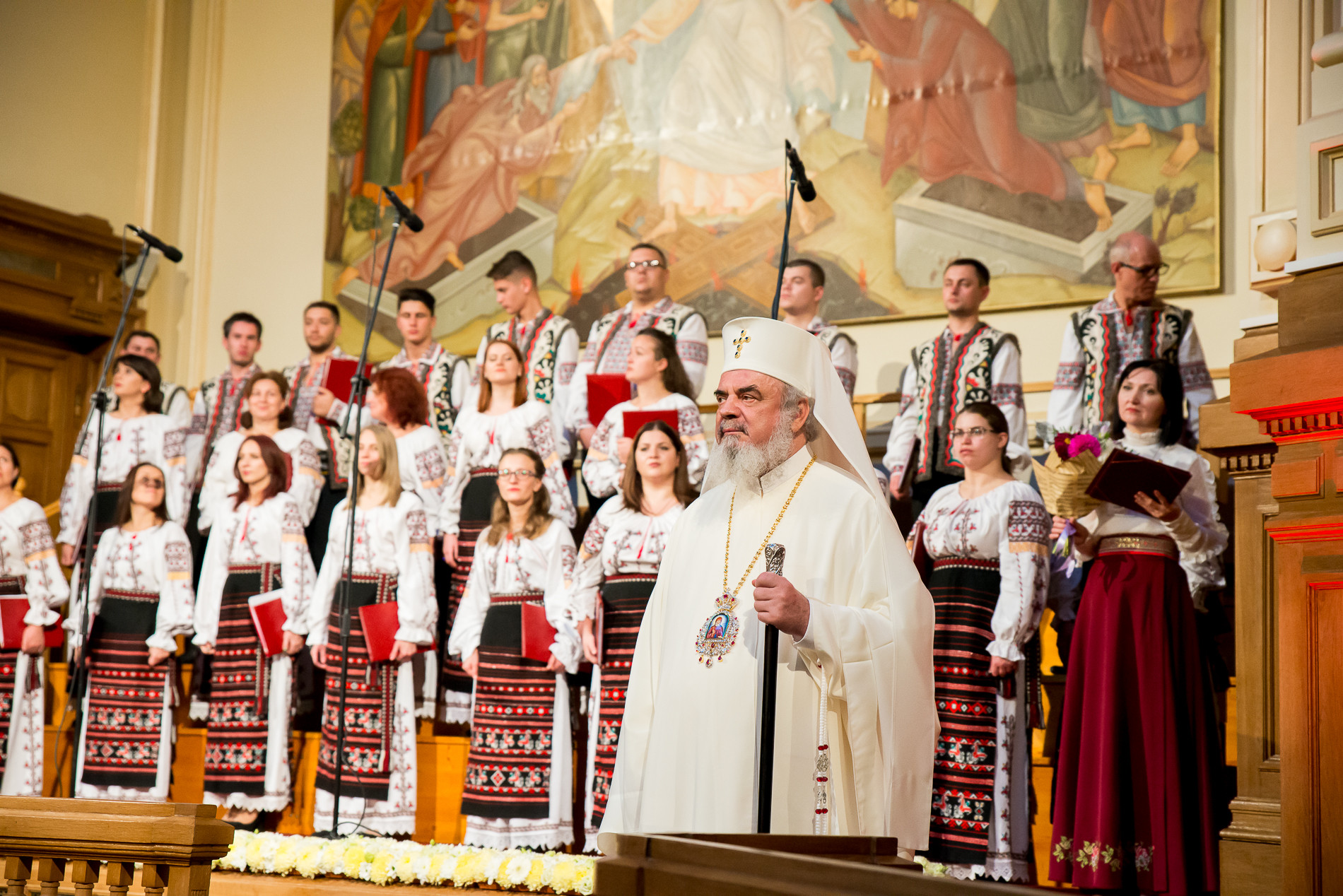 Ediția din acest an a Festivalului-Concurs „Lăudați pe Domnul”, dedicată Sfinților isihaști