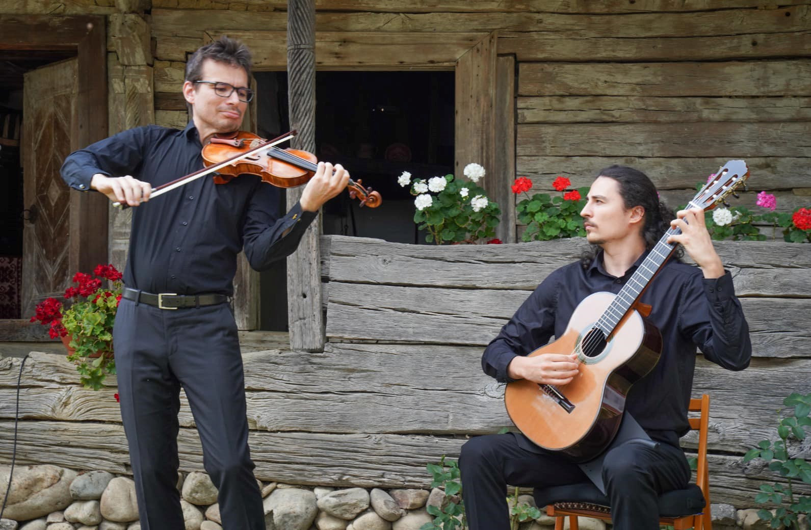 Concertul de închidere a Turneului Internațional Stradivarius va avea loc pe platoul din fața Cabanei Caraiman, Munții Bucegi