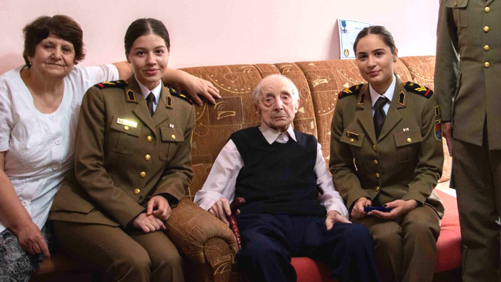 Veteranul de război Pavel Mihu a împlinit 102 ani