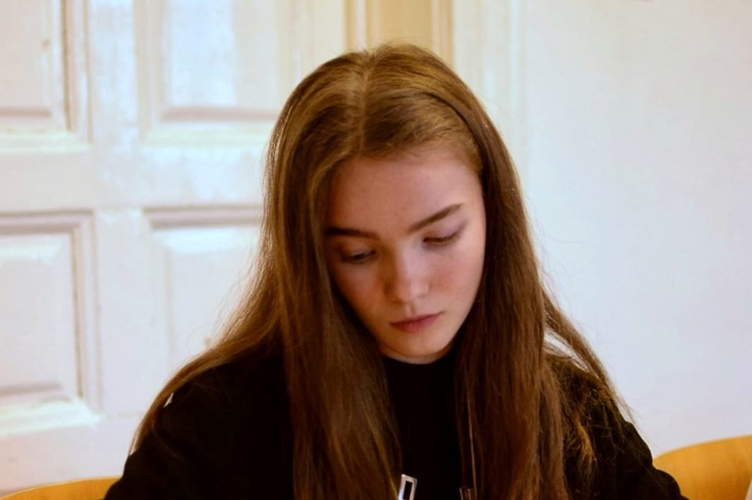 Cristina Dragomir de la ”Ghiba Birta”, selectată în lotul național pentru participare la Campionatul Mondial de Dezbateri 2023
