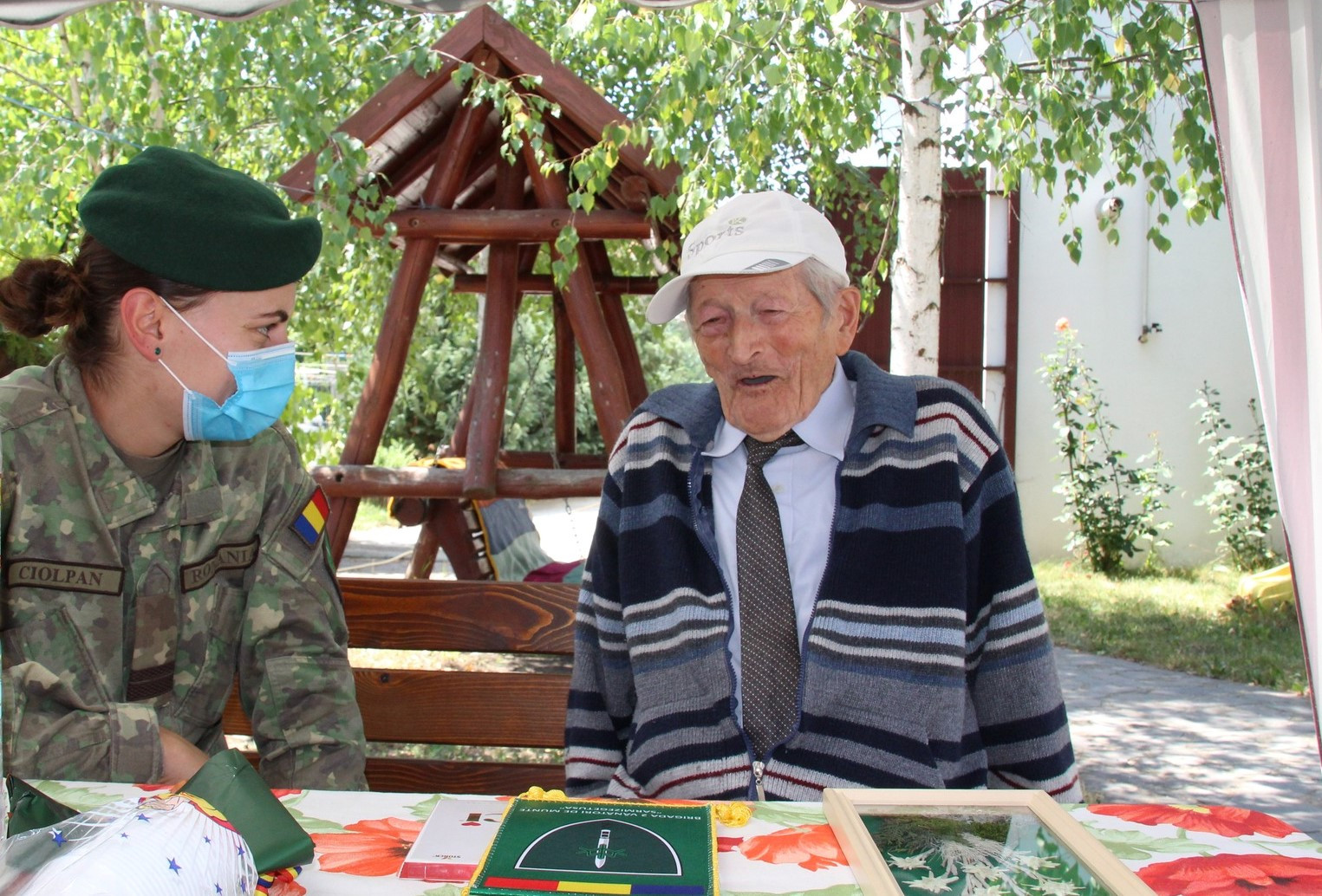 Veteranul de război Aurel Deteșan, sărbătorit la 103 ani. A luptat la Cotul Donului și în bătălia de la Stalingrad