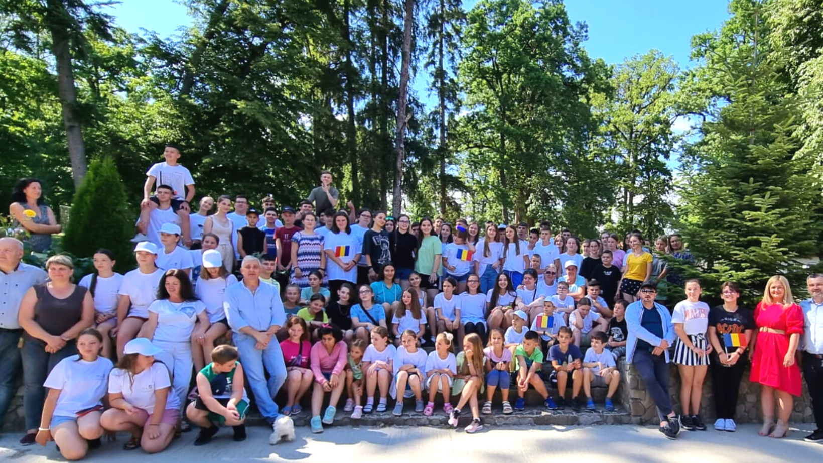 Peste 1200 de elevi, studenți și tineri români din comunitățile istorice și din diaspora participă la Taberele ARC