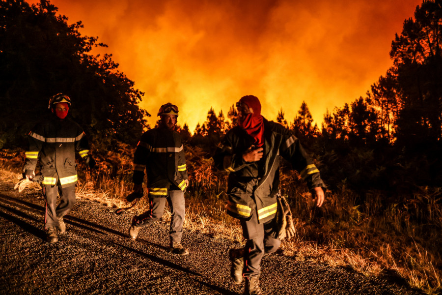 România acordă sprijin autorităților din Franța pentru stingerea incendiilor de pădure