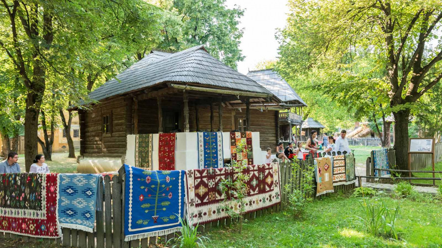 Satul românesc este locul în care trecutul se întâlnește cu prezentul pentru a pregăti viitorul - Paula Popoiu, directorul Muzeului Național al Satului