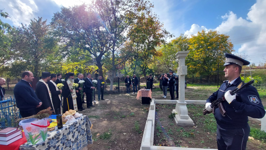 Un monument dedicat Eroilor români căzuți în cel de-al Doilea Război Mondial, inaugurat la Ocnița