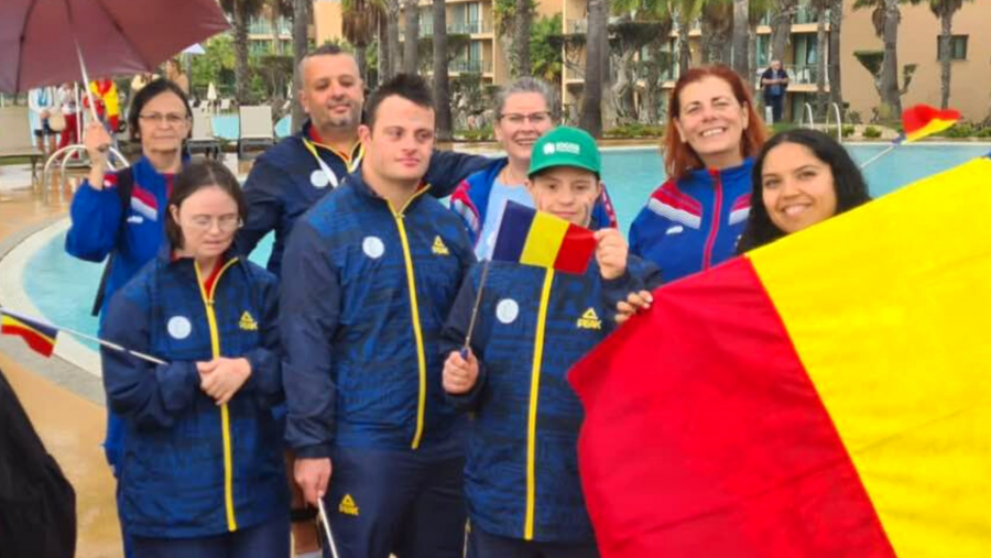 Trei sportivi reprezintă România la Campionatul Mondial de Înot Down Syndrome
