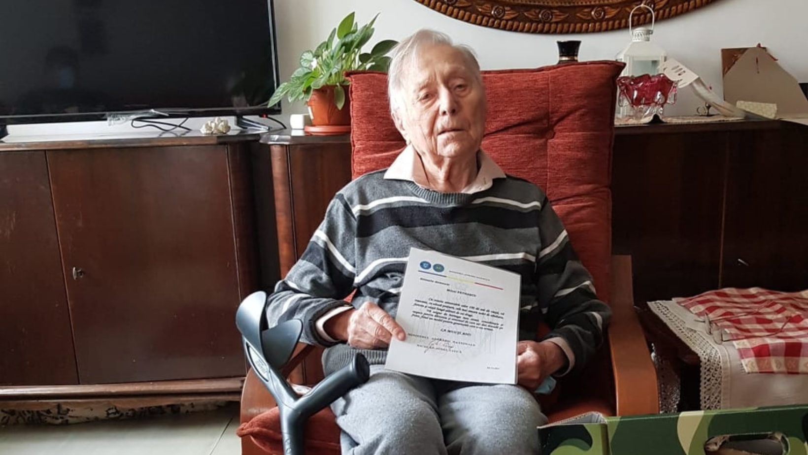 Veteranul de război Mihai Pătrașcu a împlinit 101 ani. ”Cu voia lui Dumnezeu, am trecut peste toate greutățile vieții”