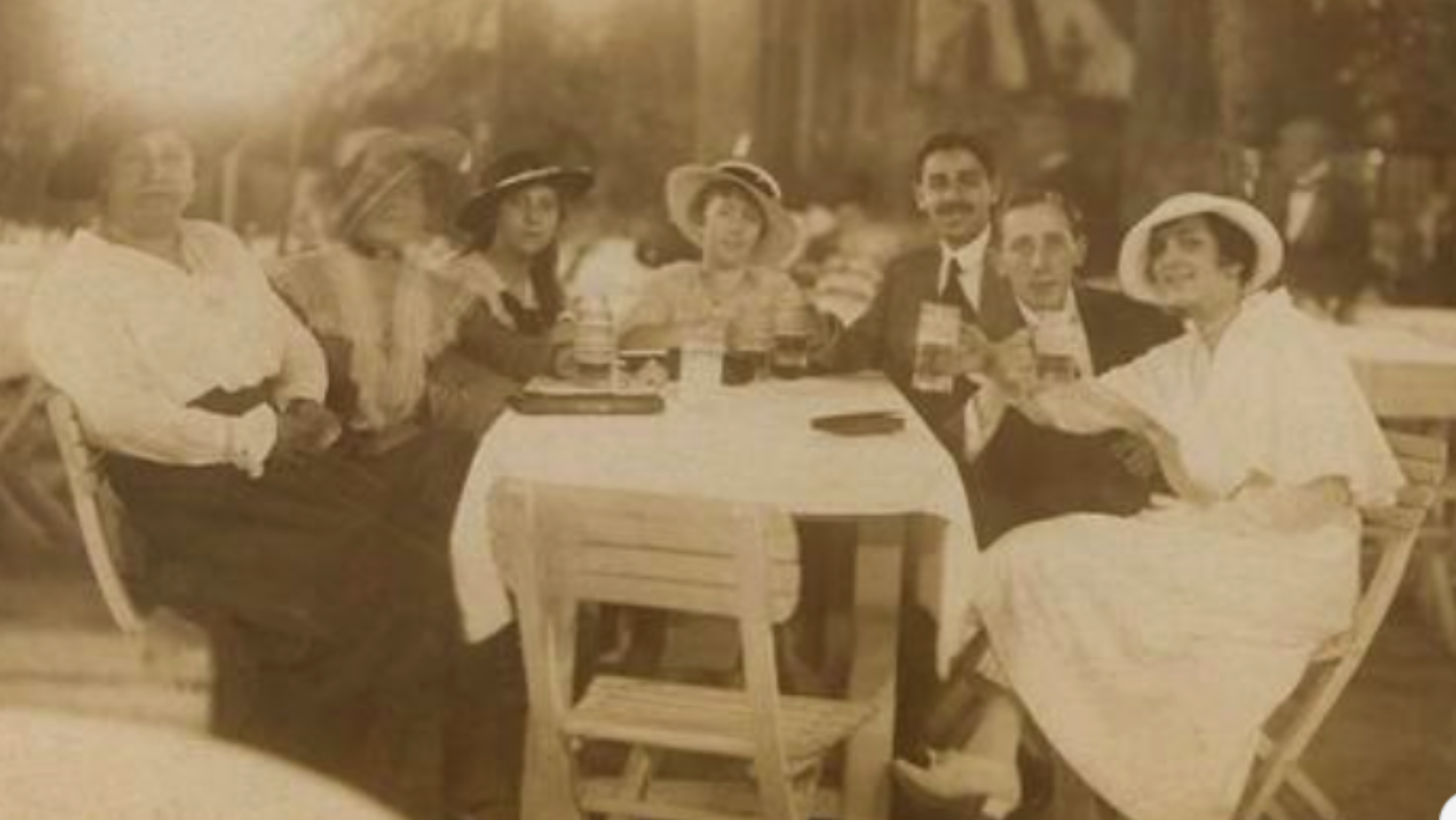 O fotografie din Aradul interbelic, exponatul lunii noiembrie la Muzeal arădean