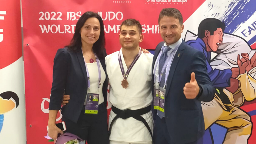 Alex Bologa a câștigat medalia de bronz la Campionatul Mondial de Judo pentru Nevăzători