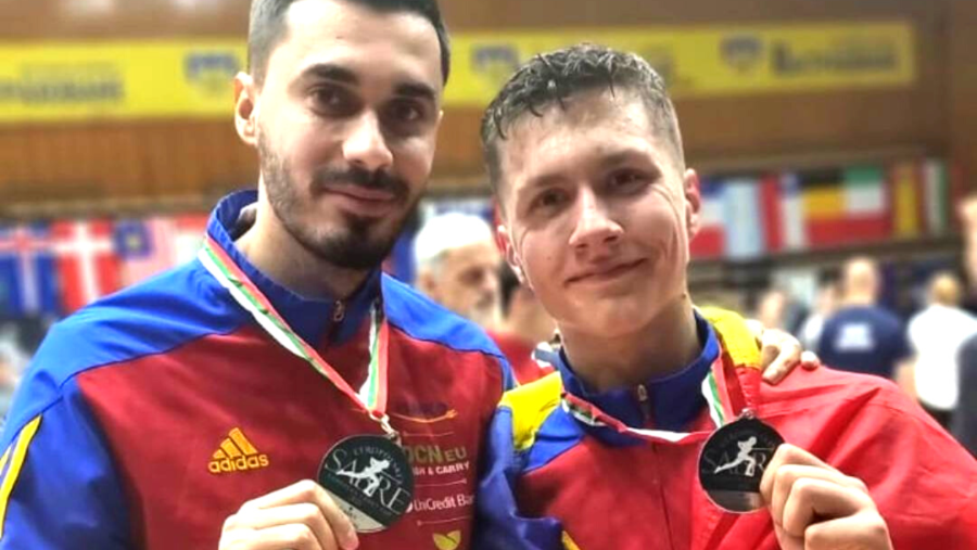 Sabrerii tricolori au câștigat două medalii de argint la Sofia
