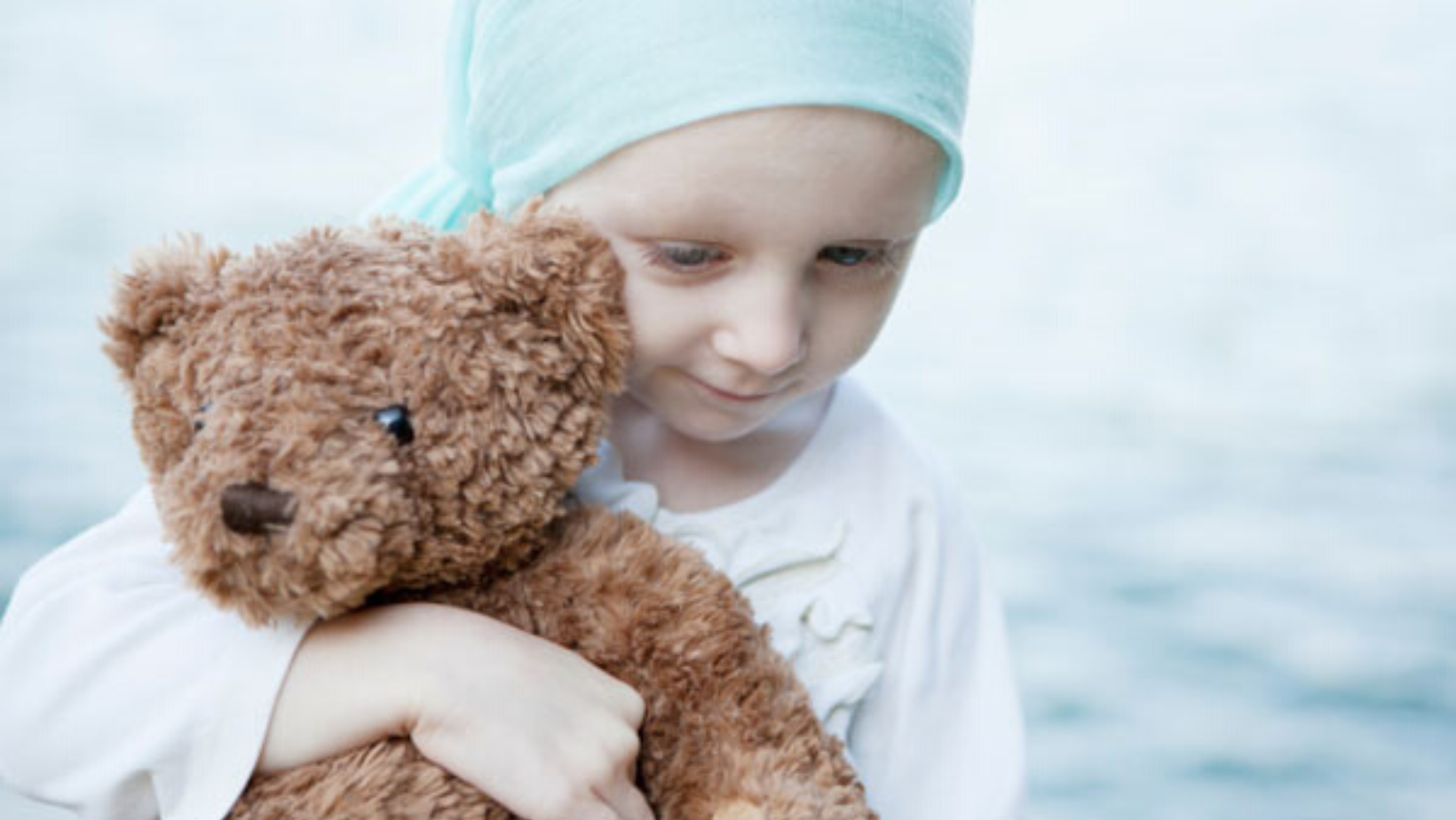 Voluntarii Paraclisului Catedralei Naționale organizează un eveniment dedicat persoanelor bolnave de cancer, la Ateneul Român